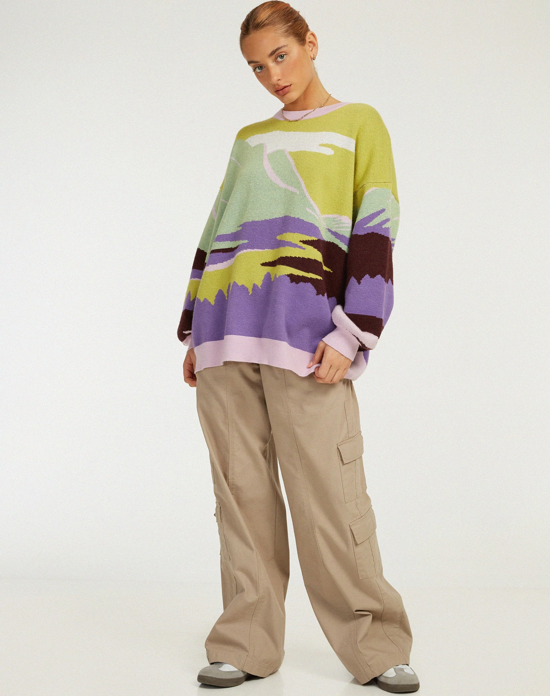 Lulees Jumper in Landscape - Image 3