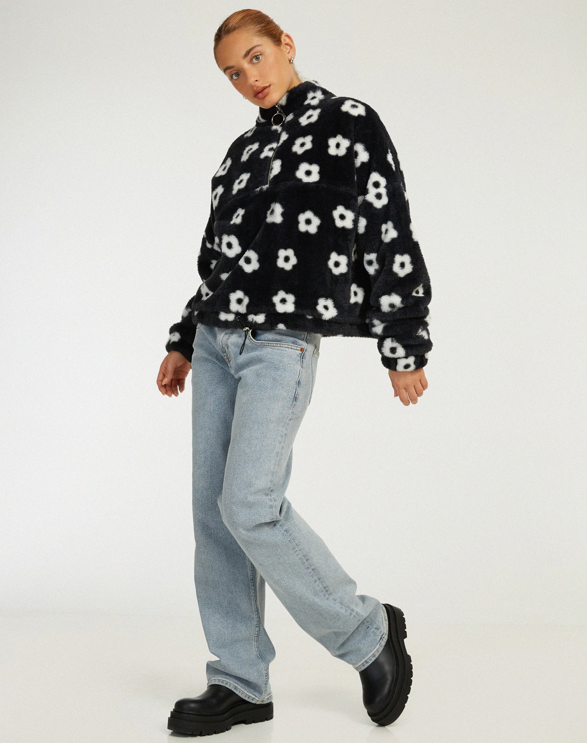 Nero Jacket in Daisy Black and White - Image 4