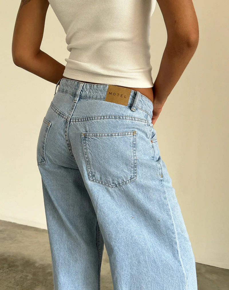 Roomy Extra Wide Low Rise Jeans in Light Wash Blue - Image 5
